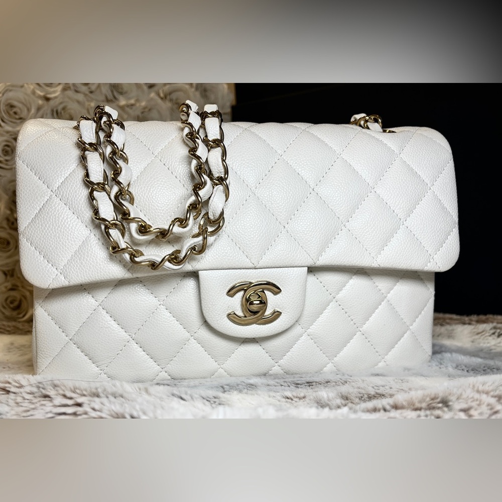 CHANEL Classic Authentic Small Flap White Caviar Leather Gold HW - Perfect Con
